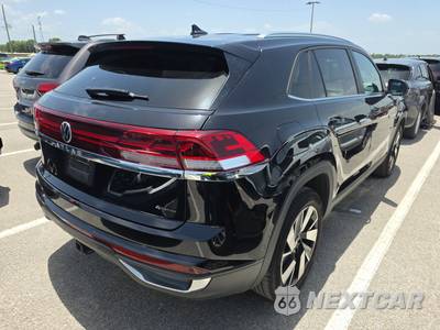 2025 Volkswagen Atlas Cross Sport 2.0T SE w/Technology - zdjęcie 4 z 27 - miniatura