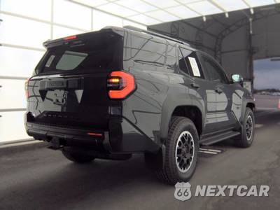 2026 Toyota 4Runner TRD Sport - zdjęcie 4 z 21 - miniatura