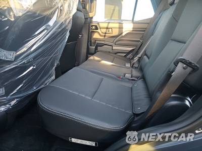 2026 Toyota 4Runner TRD Sport - zdjęcie 13 z 21 - miniatura