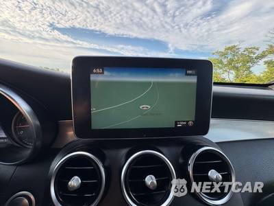 2019 Mercedes-Benz GLC 300 4MATIC - zdjęcie 64 z 73 - miniatura