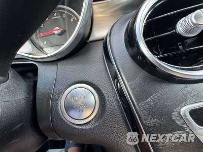 2019 Mercedes-Benz GLC 300 4MATIC - zdjęcie 66 z 73 - miniatura
