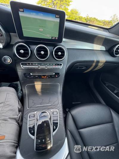 2019 Mercedes-Benz GLC 300 4MATIC - zdjęcie 70 z 73 - miniatura