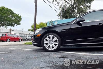 2012 Mercedes-Benz E 350 BlueTEC Sedan - zdjęcie 7 z 50 - miniatura