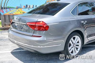 2016 Volkswagen Passat 1.8T SEL - zdjęcie 32 z 46 - miniatura
