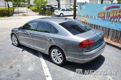 2016 Volkswagen Passat 1.8T SEL - zdjęcie 12 z 46 - miniatura
