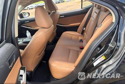 2016 Lexus IS 200t - zdjęcie 10 z 16 - miniatura