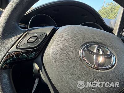 2019 Toyota C-HR LE - zdjęcie 23 z 53 - miniatura