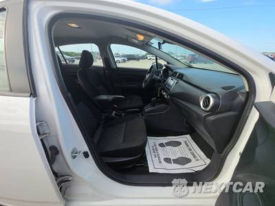2024 Nissan Versa S - zdjęcie 8 z 17 - miniatura