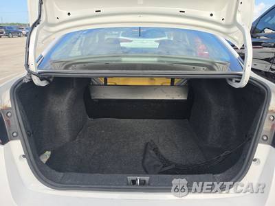 2024 Nissan Versa S - zdjęcie 16 z 17 - miniatura