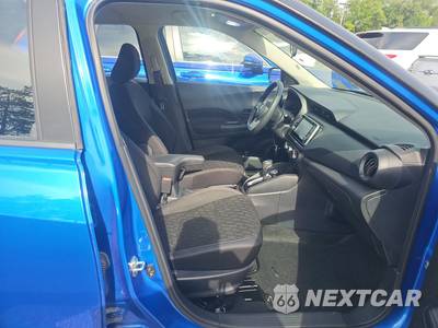 2021 Nissan Kicks S - zdjęcie 14 z 26 - miniatura