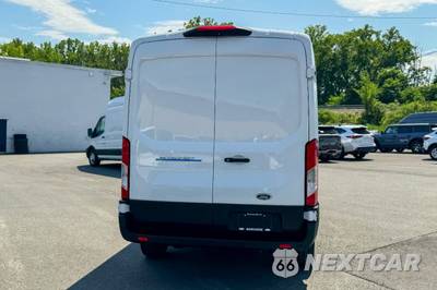2023 Ford E-Transit Cargo Van Medium Roof 148.0" WB - zdjęcie 4 z 32 - miniatura