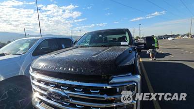2025 Ford Super Duty F-250 Lariat Crew Cab Medium Bed - zdjęcie 28 z 30 - miniatura