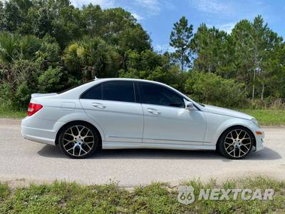 2013 Mercedes-Benz C 300 4MATIC Sedan - zdjęcie 5 z 54 - miniatura