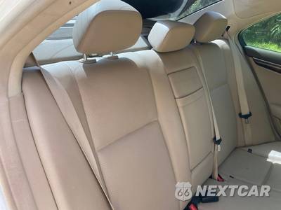 2013 Mercedes-Benz C 300 4MATIC Sedan - zdjęcie 33 z 54 - miniatura