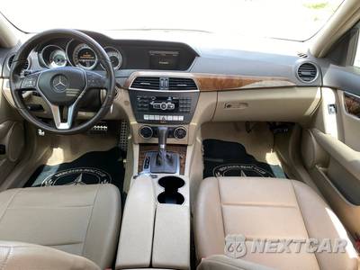 2013 Mercedes-Benz C 300 4MATIC Sedan - zdjęcie 37 z 54 - miniatura