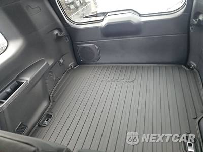 2027 Toyota Land Cruiser - zdjęcie 23 z 24 - miniatura