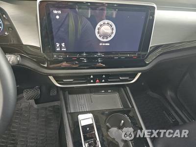2026 Volkswagen Atlas Cross Sport 2.0T SE w/Technology - zdjęcie 17 z 24 - miniatura
