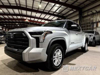 2024 Toyota Tundra SR5 Crew Cab Short Bed - zdjęcie 9 z 33 - miniatura