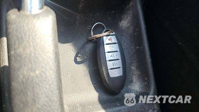 2021 Nissan Versa SR - zdjęcie 18 z 35 - miniatura