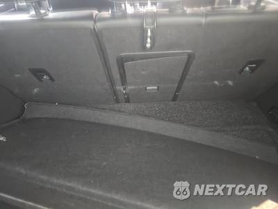 2016 Volkswagen Golf R Hatchback w/DCC & Navigation - zdjęcie 16 z 23 - miniatura