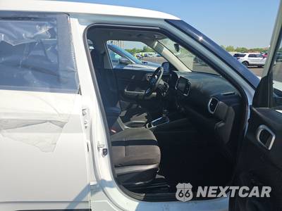 2026 Hyundai Venue SE - zdjęcie 8 z 32 - miniatura