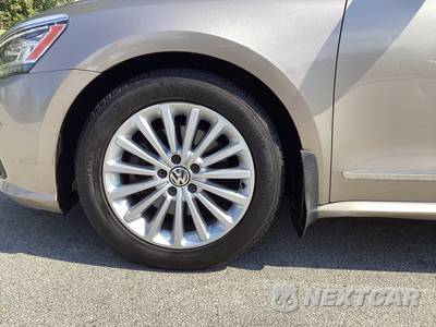 2016 Volkswagen Passat 1.8T SE - zdjęcie 4 z 28 - miniatura