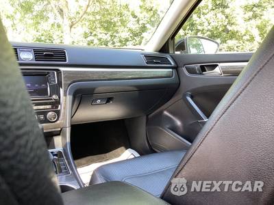 2016 Volkswagen Passat 1.8T SE - zdjęcie 14 z 28 - miniatura