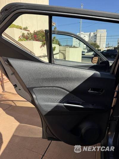 2018 Nissan Kicks SV - zdjęcie 9 z 34 - miniatura