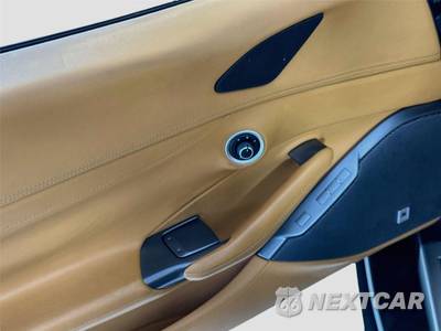2019 Ferrari Portofino - zdjęcie 16 z 40 - miniatura