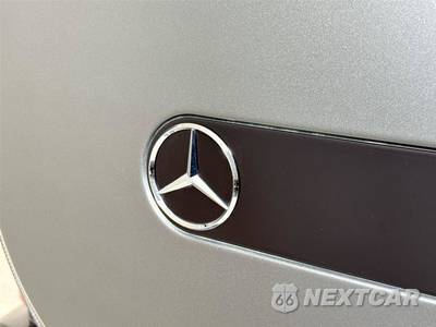 2020 Mercedes-Benz G 550 4MATIC - zdjęcie 37 z 40 - miniatura