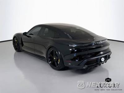 2021 Porsche Taycan Turbo S - zdjęcie 8 z 40 - miniatura