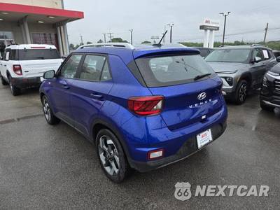 2025 Hyundai Venue SEL - zdjęcie 19 z 32 - miniatura