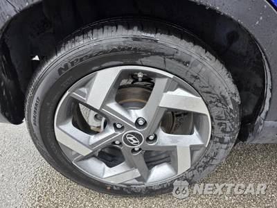2025 Hyundai Venue SEL - zdjęcie 24 z 32 - miniatura