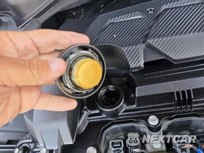 2025 Hyundai Venue SEL - zdjęcie 3 z 27 - miniatura