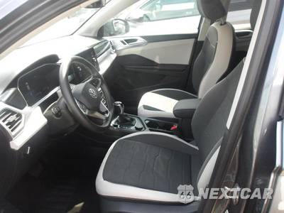 2025 Volkswagen Taos SE - zdjęcie 3 z 28 - miniatura