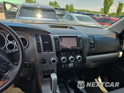 2013 Toyota Sequoia Limited - zdjęcie 14 z 23 - miniatura