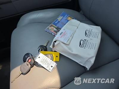 2013 Toyota Sequoia Limited - zdjęcie 22 z 23 - miniatura