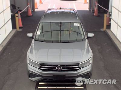 2023 Volkswagen Tiguan SE - zdjęcie 2 z 26 - miniatura