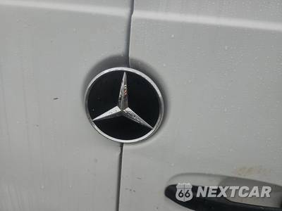 2021 Mercedes-Benz Sprinter 2500 Cargo Van Standard Roof 144.0" WB - zdjęcie 16 z 25 - miniatura