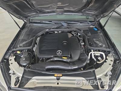 2019 Mercedes-Benz C 300 Sedan - zdjęcie 12 z 20 - miniatura