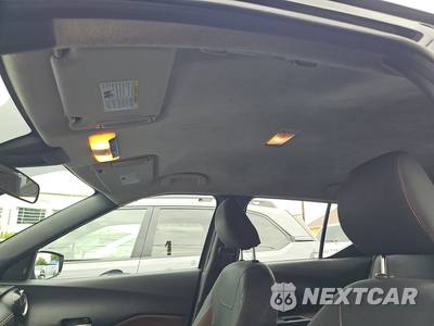 2020 Nissan Kicks SR - zdjęcie 19 z 28 - miniatura