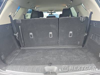 2025 Nissan Pathfinder SV - zdjęcie 16 z 19 - miniatura