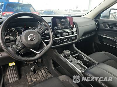 2025 Nissan Pathfinder SV - zdjęcie 11 z 19 - miniatura