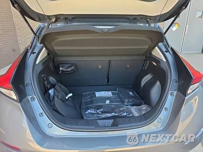 2025 Nissan LEAF S - zdjęcie 17 z 24 - miniatura