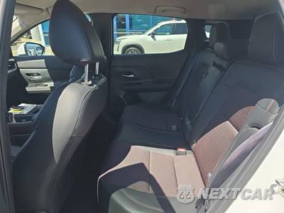 2025 Nissan Kicks SR - zdjęcie 14 z 22 - miniatura