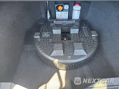 2025 Nissan Kicks SR - zdjęcie 9 z 22 - miniatura