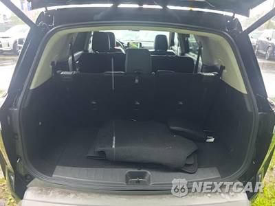 2024 Nissan Pathfinder SL - zdjęcie 18 z 26 - miniatura
