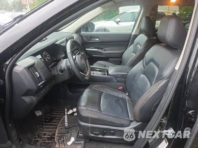 2024 Nissan Pathfinder SL - zdjęcie 11 z 26 - miniatura