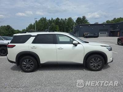 2024 Nissan Pathfinder SV - zdjęcie 4 z 25 - miniatura