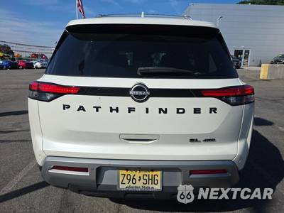 2023 Nissan Pathfinder SL - zdjęcie 6 z 27 - miniatura